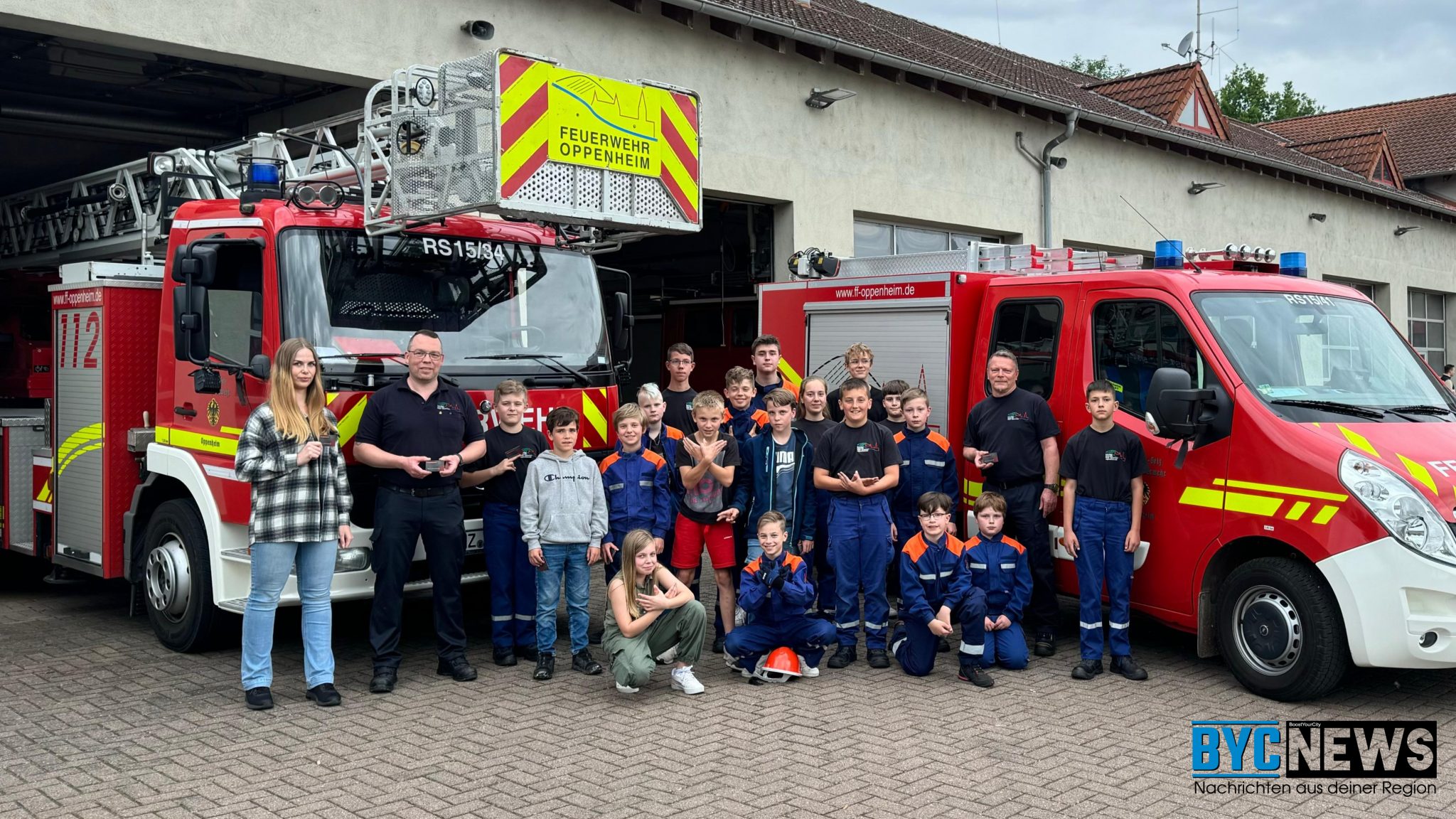 Spende an die Feuerwehr Oppenheim – Ehrenamtskarten für Aktive und Jugendfeuerwehr
